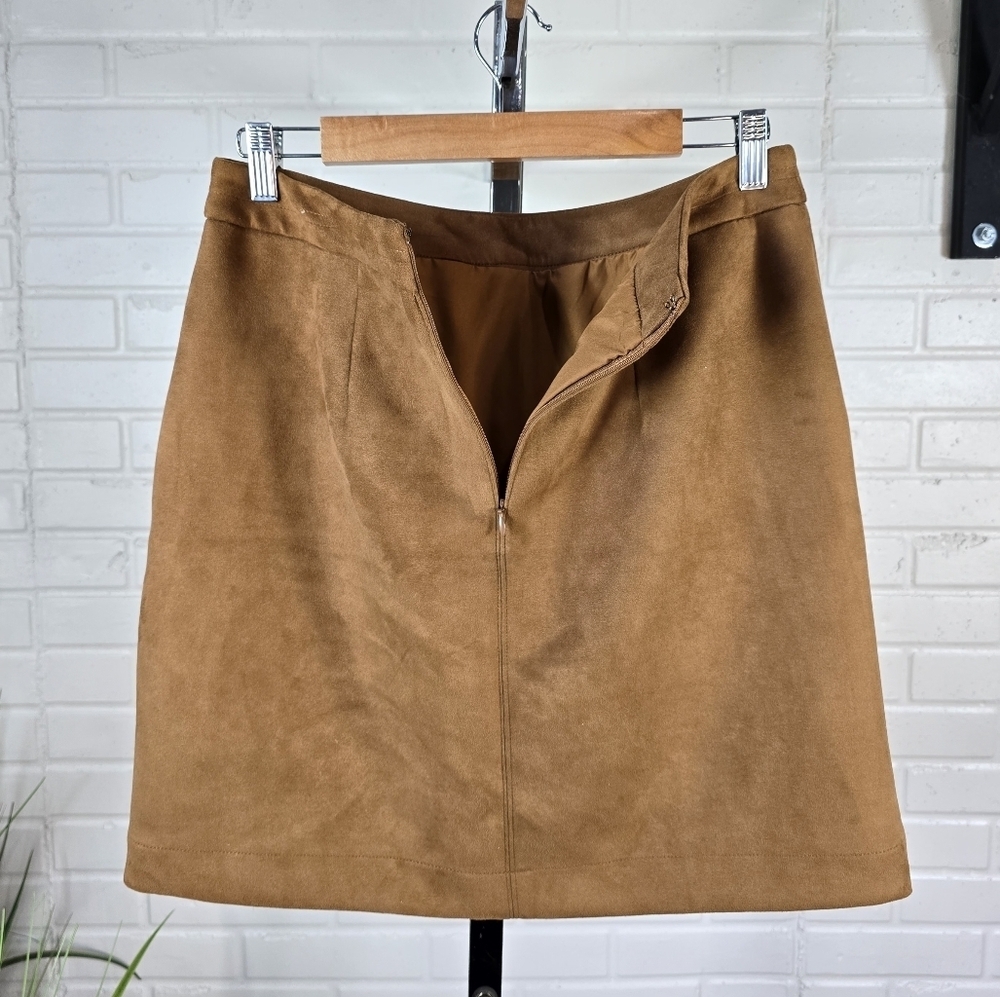 NWT Loft Tan Soft Shell Faux Suede Skirt Size 8 - Picture 6 of 8
